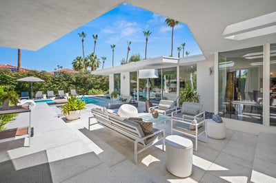 Luxury Villa Photo #15
