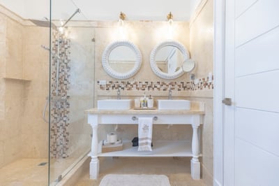 Luxury Villa Photo #44