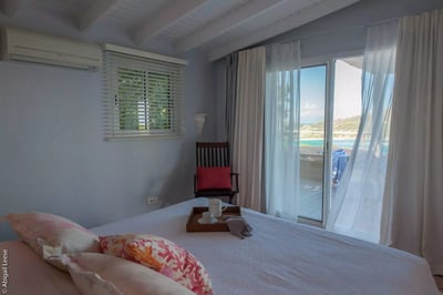 Luxury Villa Photo #11