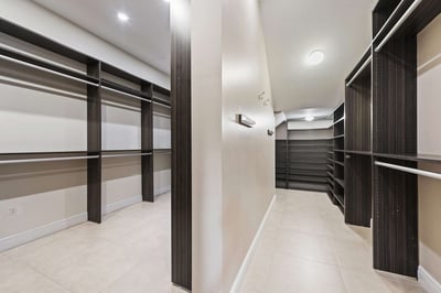Luxury Villa Photo #40
