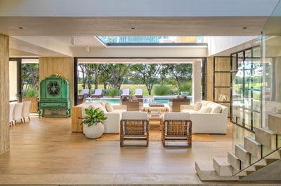 Luxury Villa Photo #11