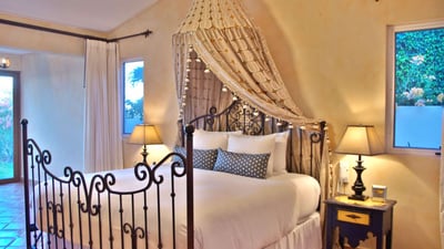 Luxury Villa Photo #36