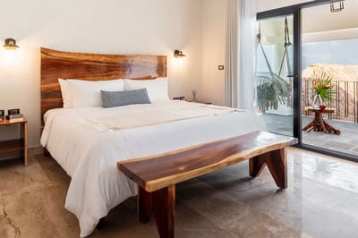 Luxury Villa Photo #28