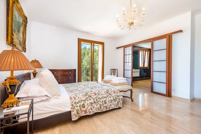 Luxury Villa Photo #33