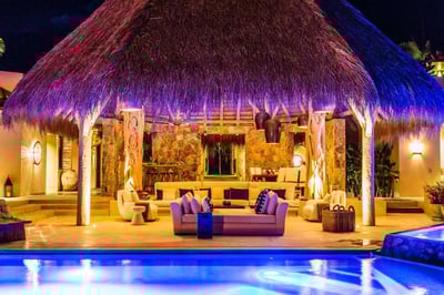 Luxury Villa Photo #9