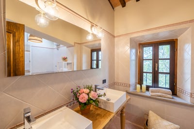 Luxury Villa Photo #28