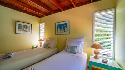 Luxury Villa Photo #41