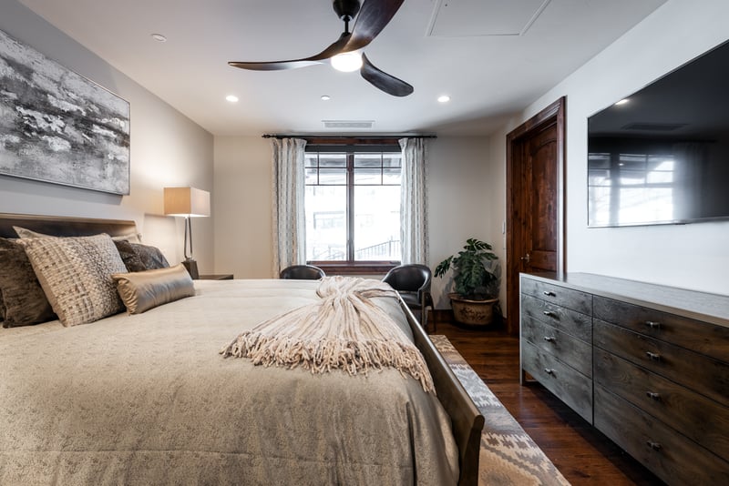 Silver Strike Lodge 2 BDM Condo