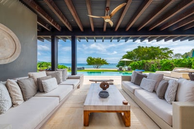 Luxury Villa Photo #20