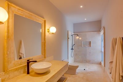 Luxury Villa Photo #33