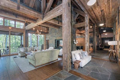 Luxury Villa Photo #3