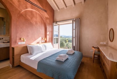 Luxury Villa Photo #25