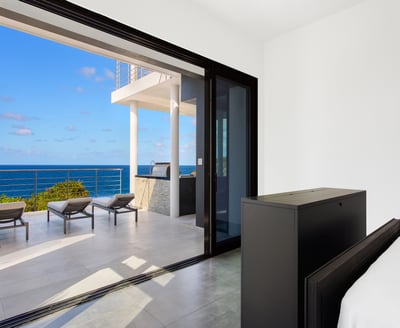 Luxury Villa Photo #39