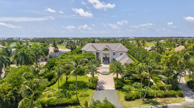 Villa Mariposa - Golfview Luxury Estate