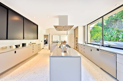 Luxury Villa Photo #23