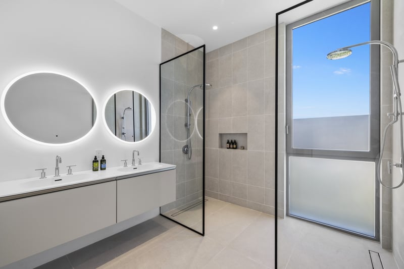 4 BDM Ocean Reef Estate