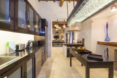 Luxury Villa Photo #30