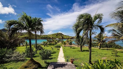 Luxury Villa Photo #11
