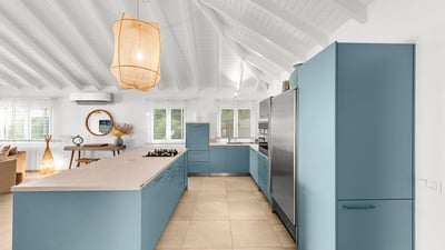Luxury Villa Photo #7