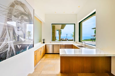 Luxury Villa Photo #27