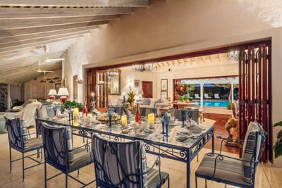Luxury Villa Photo #14
