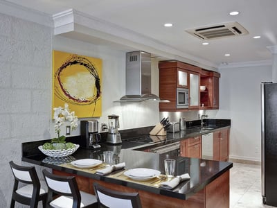 Luxury Villa Photo #2