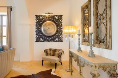 Luxury Villa Photo #16
