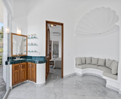 Luxury Villa Photo #65
