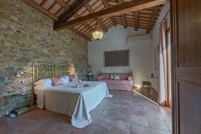 Luxury Villa Photo #33