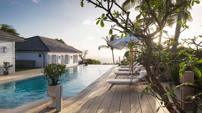 Luxury Villa Photo #11