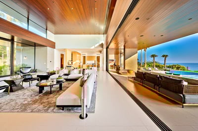 Luxury Villa Photo #15