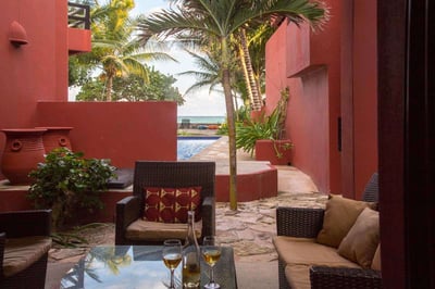 Luxury Villa Photo #6