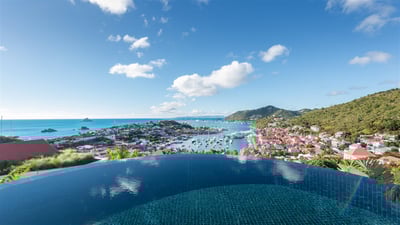 Luxury Villa Photo #4