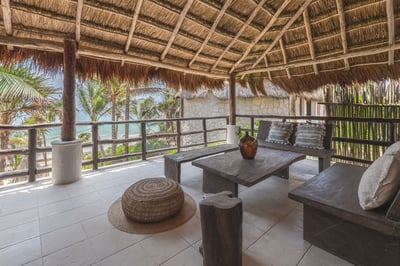 Luxury Villa Photo #3