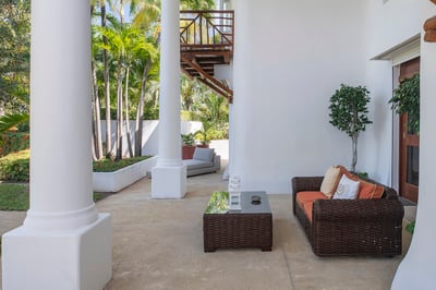 Luxury Villa Photo #22