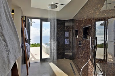 Luxury Villa Photo #29