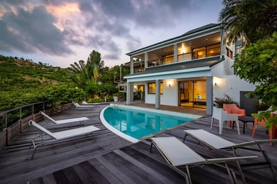 Luxury Villa Photo #2
