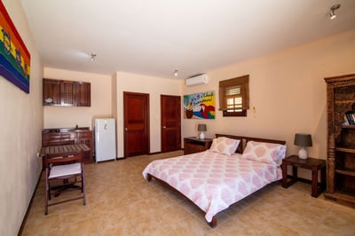 Luxury Villa Photo #24
