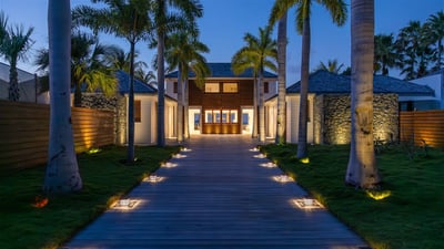 Luxury Villa Photo #26