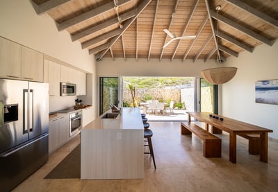 Luxury Villa Photo #7