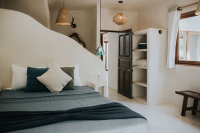 Luxury Villa Photo #18