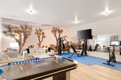 Luxury Villa Photo #23