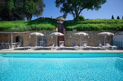 Luxury Villa Photo #4