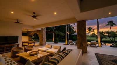 Luxury Villa Photo #15