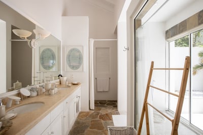 Luxury Villa Photo #51