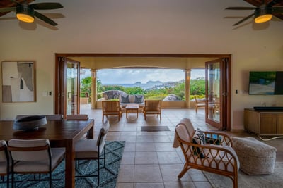 Luxury Villa Photo #10