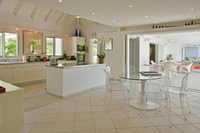 Luxury Villa Photo #25