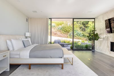 Luxury Villa Photo #17