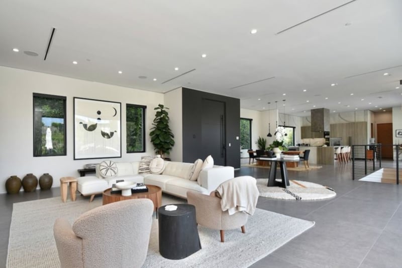 Round Valley Residence