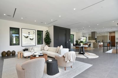 Luxury Villa Photo #14